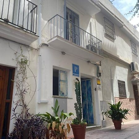 Hostal The Monkey Room Marbella Dış mekan fotoğraf