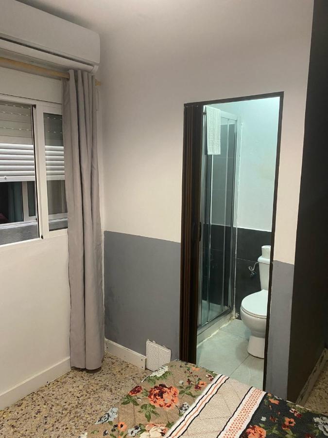Hostal The Monkey Room Marbella Dış mekan fotoğraf