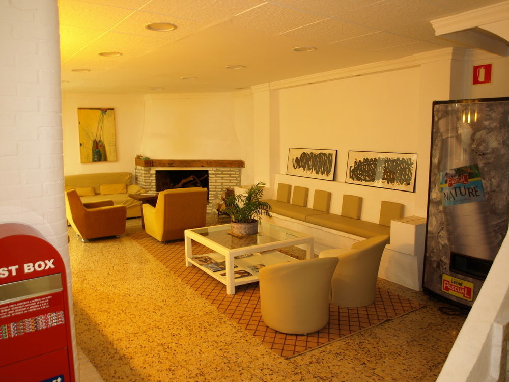 Hostal The Monkey Room Marbella Dış mekan fotoğraf