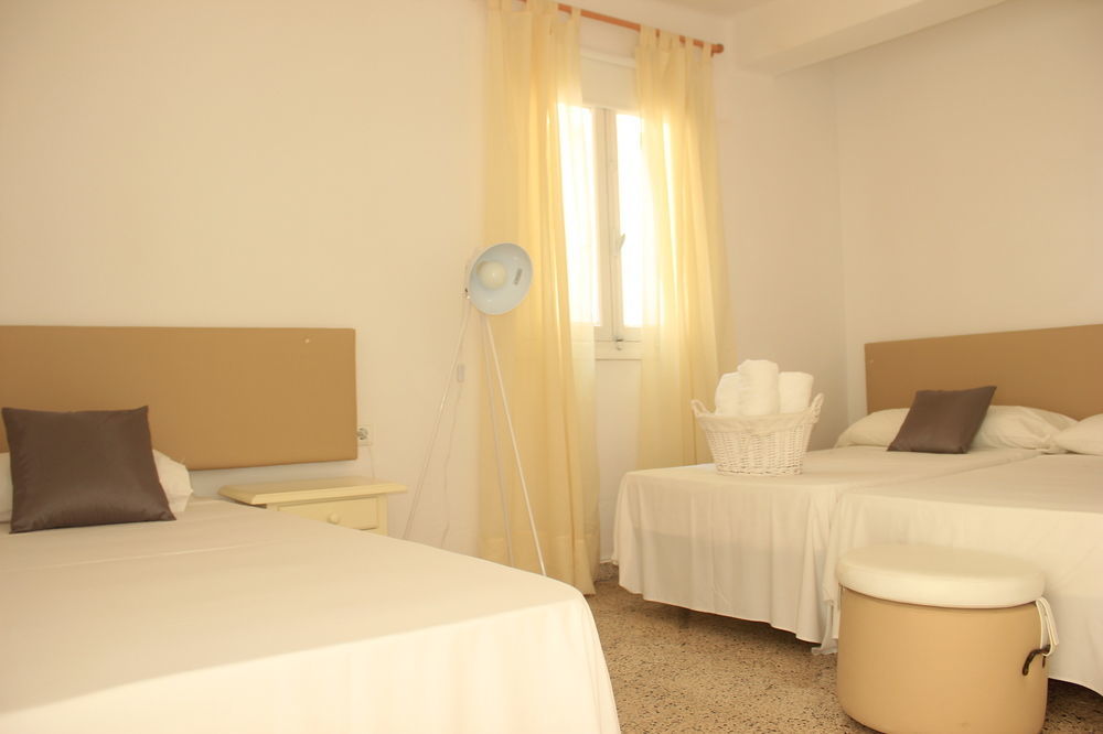 Hostal The Monkey Room Marbella Dış mekan fotoğraf