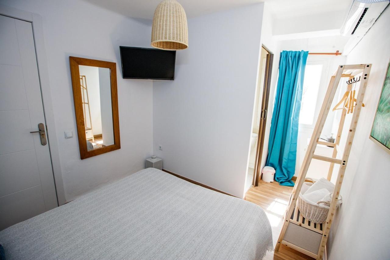 Hostal The Monkey Room Marbella Dış mekan fotoğraf